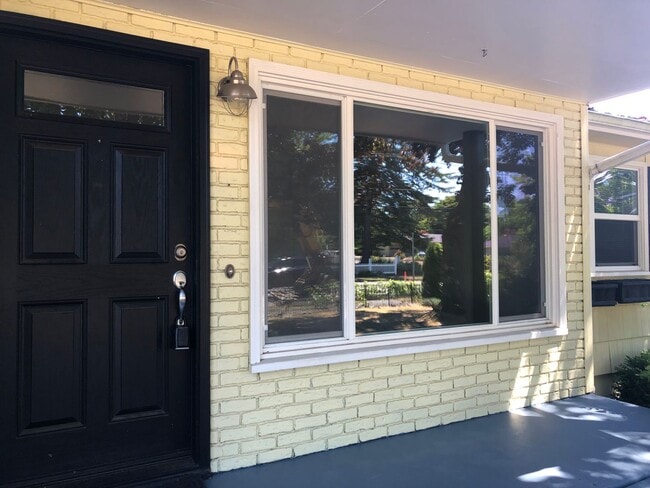 819 NW 36th St in Corvallis, OR - Building Photo - Building Photo