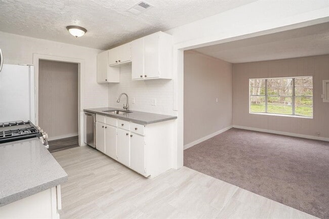 property at 805 Horncastle St