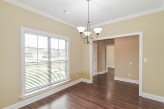 363 Country Club Dr in Wetumpka, AL - Building Photo - Building Photo