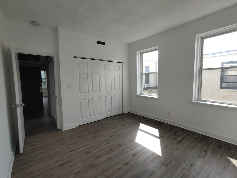 1411 Commonwealth Ave, Unit 501 in Boston, MA - Building Photo