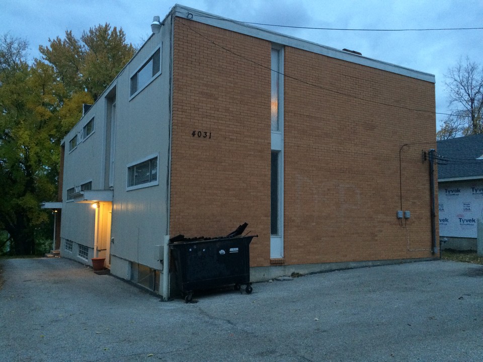 4031 Locust St, Unit 4 in Kansas City, MO - Foto de edificio