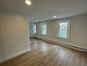 305 Liberty St in Newburgh, NY - Building Photo - Building Photo