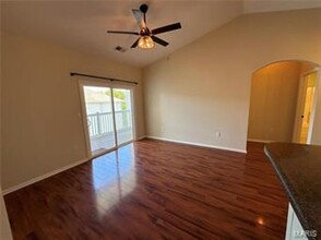 33 Kassebaum Ln in St. Louis, MO - Building Photo - Building Photo