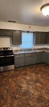 2172 S 66th St, Unit 2174 66th St Upper West in West Allis, WI - Building Photo - Building Photo