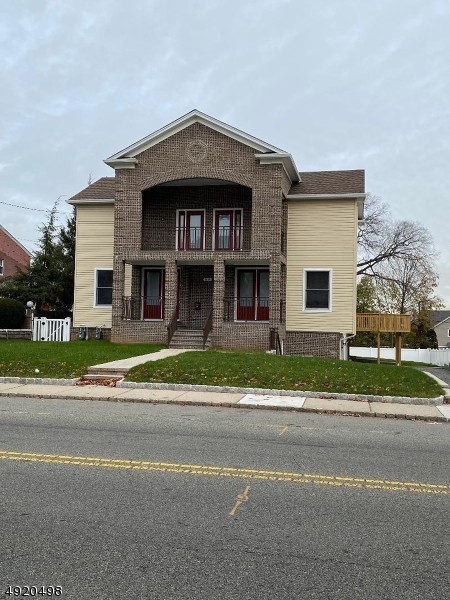 56 Centre St in Nutley, NJ - Building Photo - Building Photo