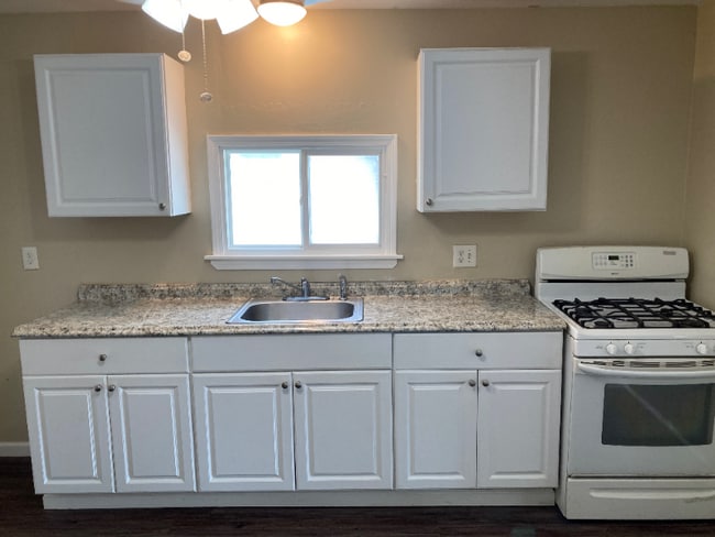 33 Reservation St in Buffalo, NY - Building Photo - Building Photo