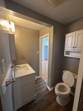 909 Country Club Rd in Harrisonburg, VA - Building Photo - Building Photo