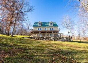 641 Smithfield Rd in Millerton, NY - Building Photo - Building Photo