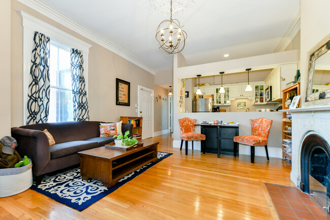 562 Massachusetts Ave in Boston, MA - Building Photo - Building Photo