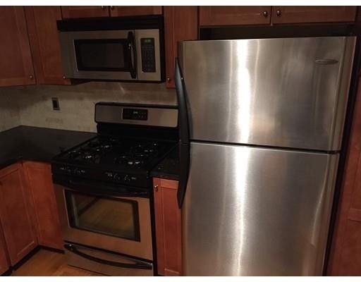 160 Fremont St-Unit -205 in Worcester, MA - Building Photo - Building Photo
