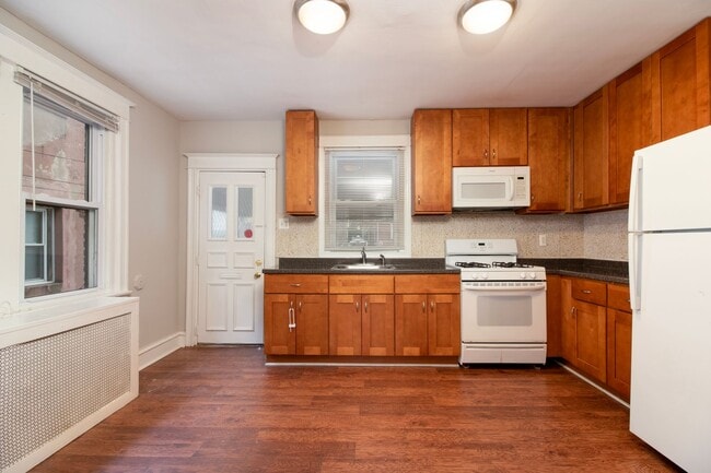 property at 2828 Bridge St