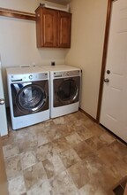 1811 E Warm Springs Ave in Post Falls, ID - Building Photo - Building Photo