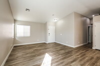 5317 Mum Ct in North Las Vegas, NV - Building Photo - Building Photo