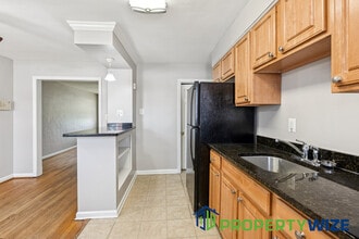 4003 Shannon Dr in Baltimore, MD - Building Photo - Building Photo