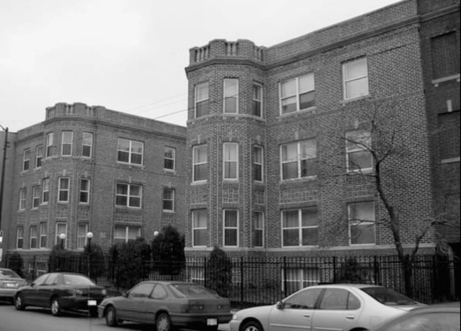 4927-4933 N Kedzie Ave in Chicago, IL - Foto de edificio - Building Photo