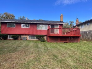 8701 Magnolia Dr in Lanham, MD - Building Photo - Building Photo