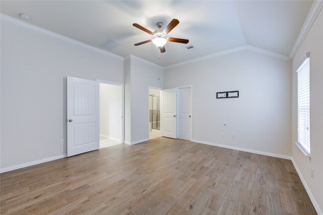 property at 3418 Auburn Creek Cir