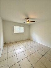5531 Teak Wood Dr in Naples, FL - Foto de edificio - Building Photo