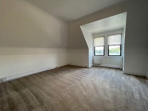 5104 Baum Blvd in Pittsburgh, PA - Building Photo - Building Photo