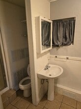 1505 W Chestnut St, Unit A in Savannah, MO - Building Photo - Building Photo