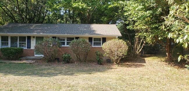 1602 Euclid Rd in Durham, NC - Foto de edificio - Building Photo