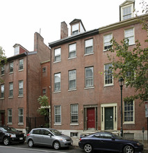 913 Pine St in Philadelphia, PA - Building Photo - Building Photo