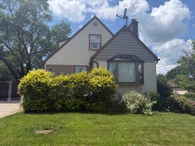 6 King St in Tonawanda, NY - Building Photo