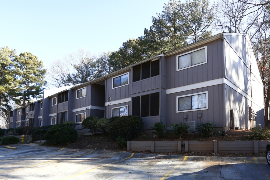 Parkwood Village in Doraville, GA - Building Photo