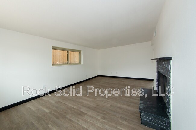 312 E 27th St in Cheyenne, WY - Building Photo - Building Photo