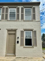 153 W Main St in Salunga, PA - Building Photo