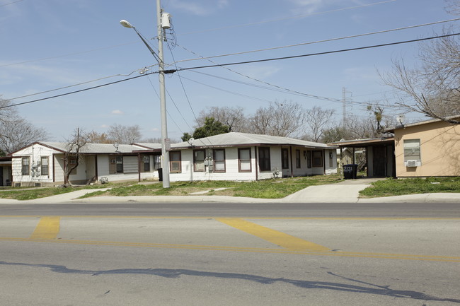 518 Kathy Dr in San Antonio, TX - Building Photo - Building Photo