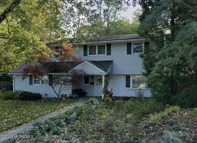 15 Barbara Ln