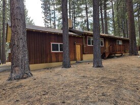 768 Zuni St in South Lake Tahoe, CA - Building Photo