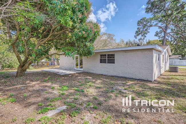 10289 128th Terrace N in Largo, FL - Building Photo - Building Photo