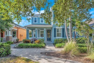 322 Winterside Dr in Apollo Beach, FL - Building Photo