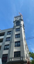 300 Adams St in Hoboken, NJ - Foto de edificio - Building Photo