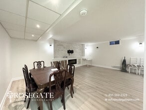 1059 Lakeshore Rd E in Mississauga, ON - Building Photo - Building Photo
