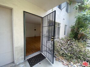 1420 17th St in Santa Monica, CA - Building Photo - Building Photo