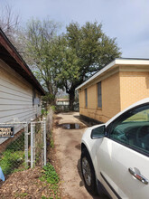 720 Faulkner Ln in Waco, TX - Foto de edificio - Building Photo