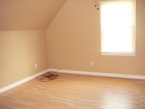 1842 New Lincoln Cir in Hopewell, VA - Building Photo - Building Photo