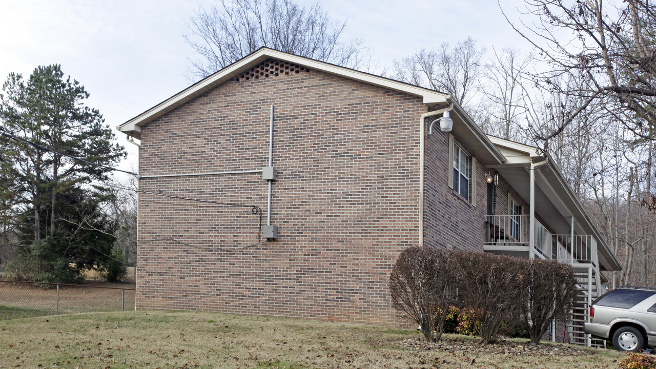 5717 Madonna Cir in Knoxville, TN - Foto de edificio