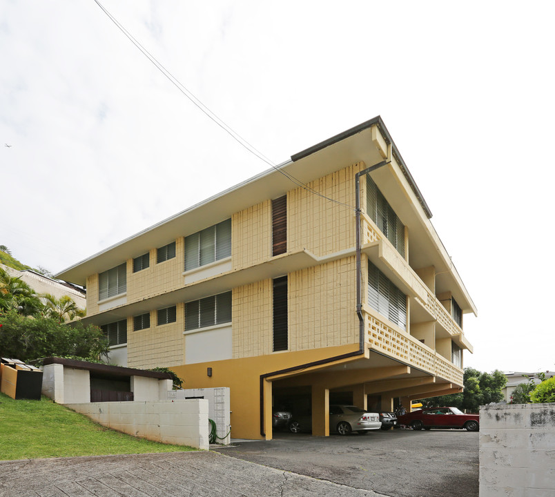 1597 Pele St in Honolulu, HI - Building Photo