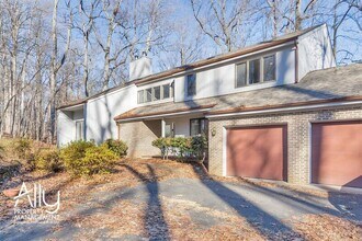 501 Rookwood Pl in Charlottesville, VA - Building Photo - Building Photo