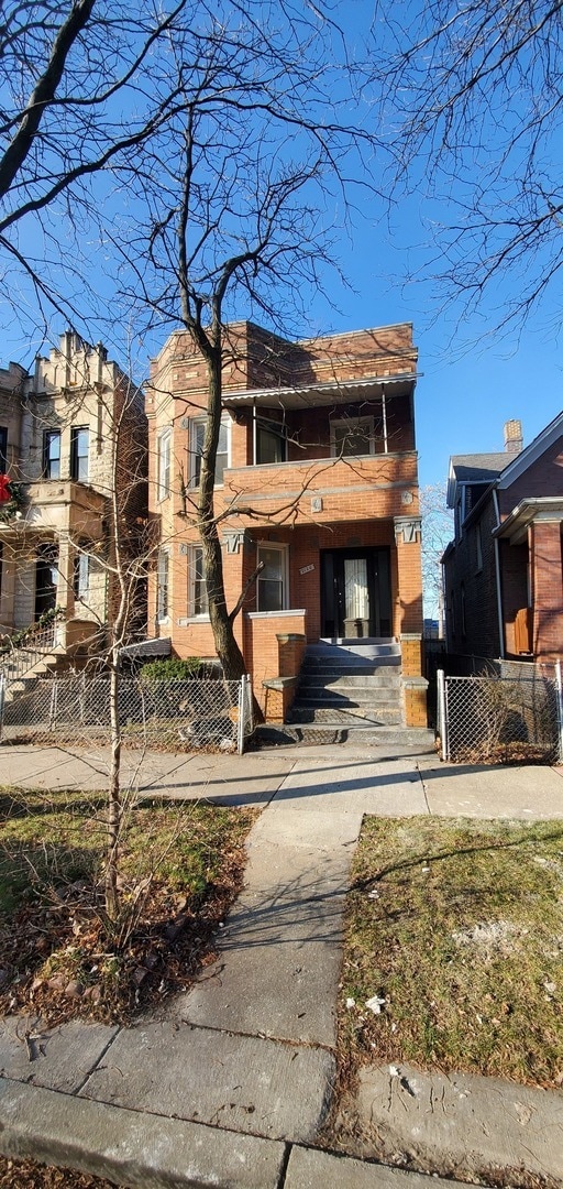 property at 2120 S Ridgeway Ave