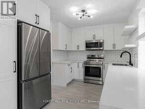 80 Belgravia Ave in Toronto, ON - Building Photo - Building Photo