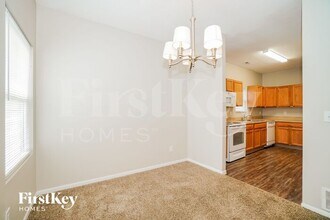 4032 Summerstone Dr in Columbus, OH - Building Photo - Building Photo