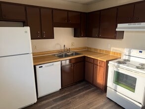 201 Shipman Rd in Havelock, NC - Building Photo - Building Photo