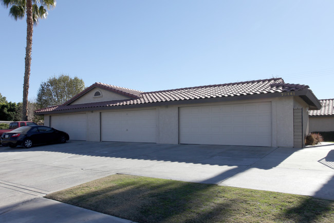 79141 Avenue 42 in Indio, CA - Foto de edificio - Building Photo