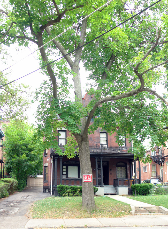 314 N Neville St in Pittsburgh, PA - Building Photo - Building Photo