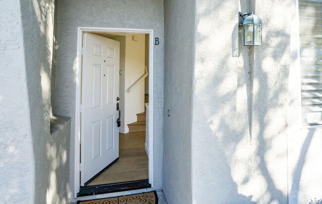 11860 Scripps Creek Dr in San Diego, CA - Building Photo - Building Photo